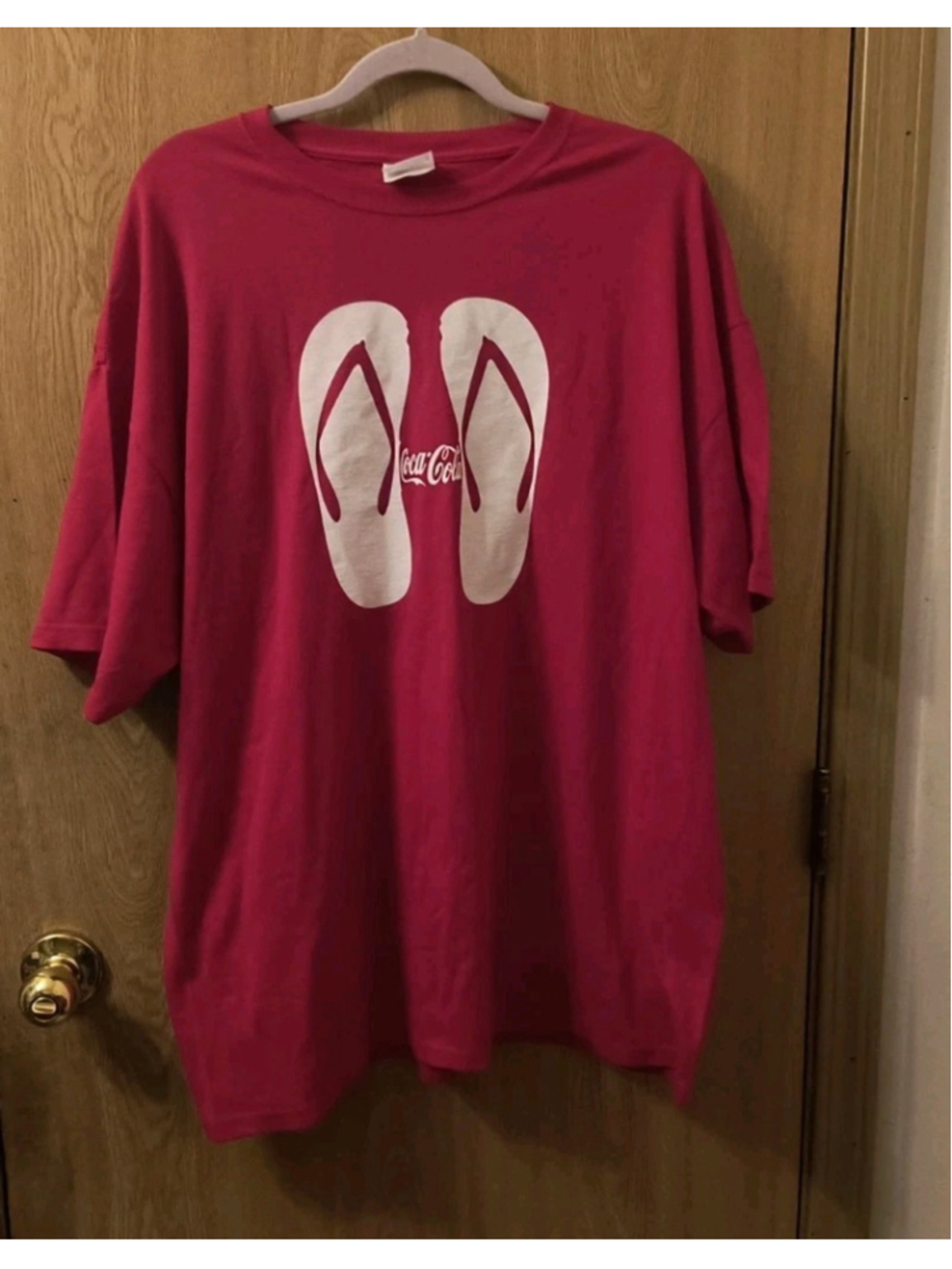 Vintage Y2K Coca Cola T Shirt Hanes Heavyweight XL Red Flip Flops Beach Graphic